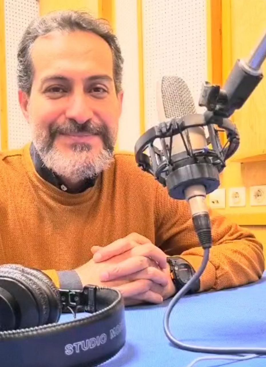 استاد اله دانه